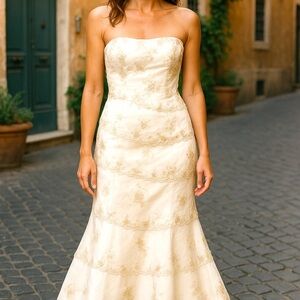 Elegant Cream Strapless Wedding Dress